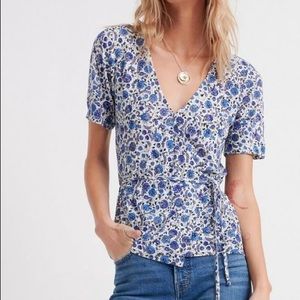 Blue floral Lucky Brand blouse